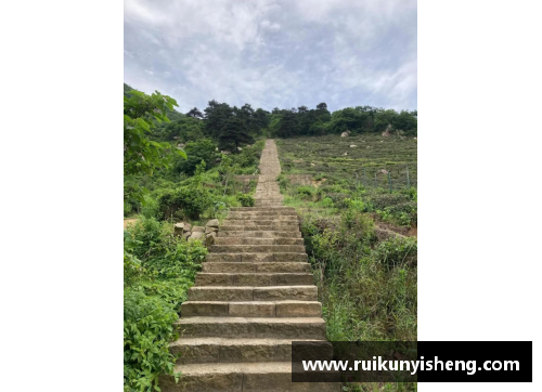 米乐M62019年重庆10大最受欢迎旅游景点，这些地方你最想和谁一起 - 副本 (2)