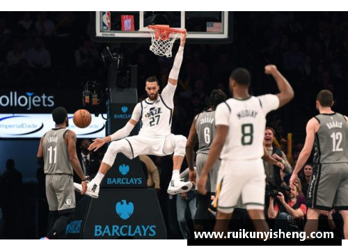米乐M6爵士战胜湖人，米切尔与戈贝尔联手发威
